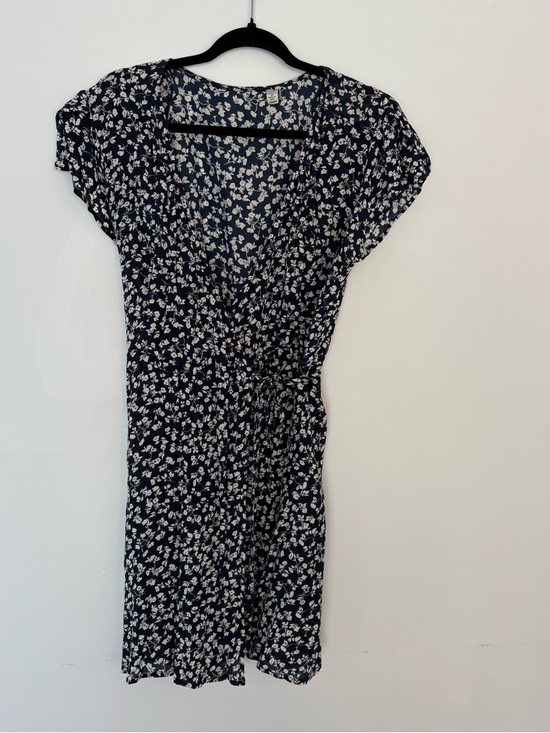 Vintage Dresses & Skirts - Navy Floral Wrap Dress with White Flower Print